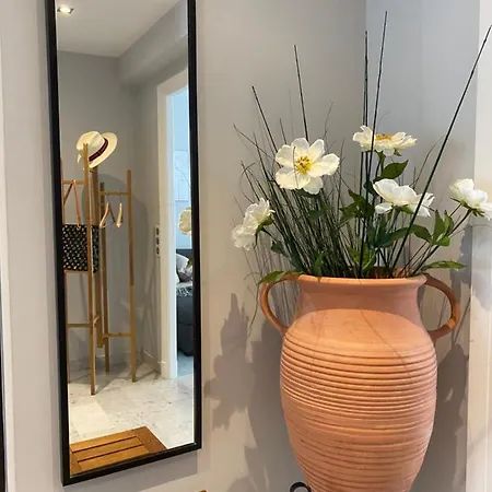 Very Central With Terrace Nice