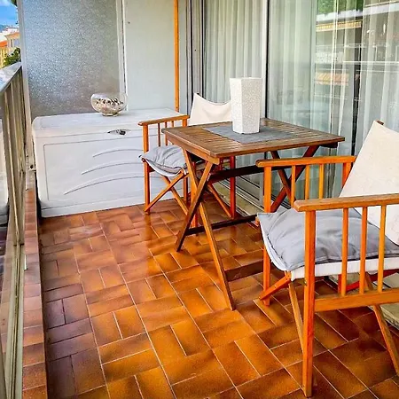 Διαμέρισμα Very Central With Terrace