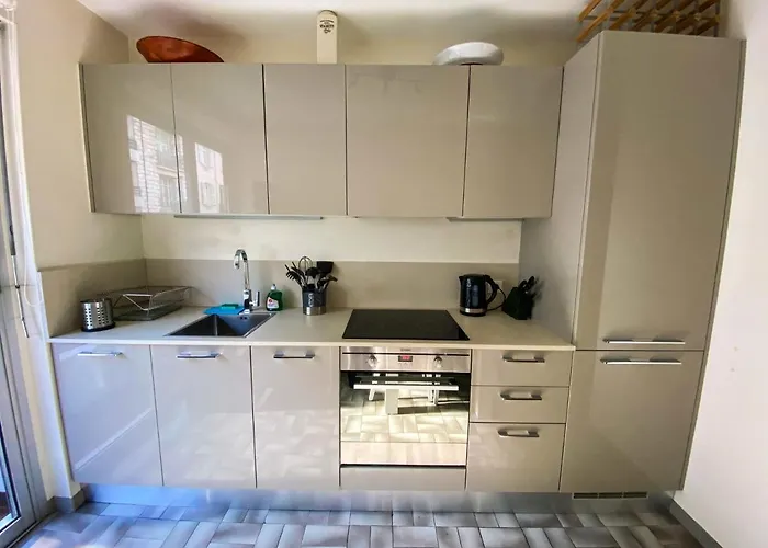 דירה Very Central With Terrace