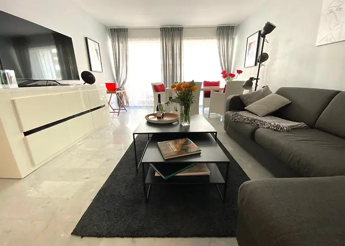 דירה Very Central With Terrace ניס
